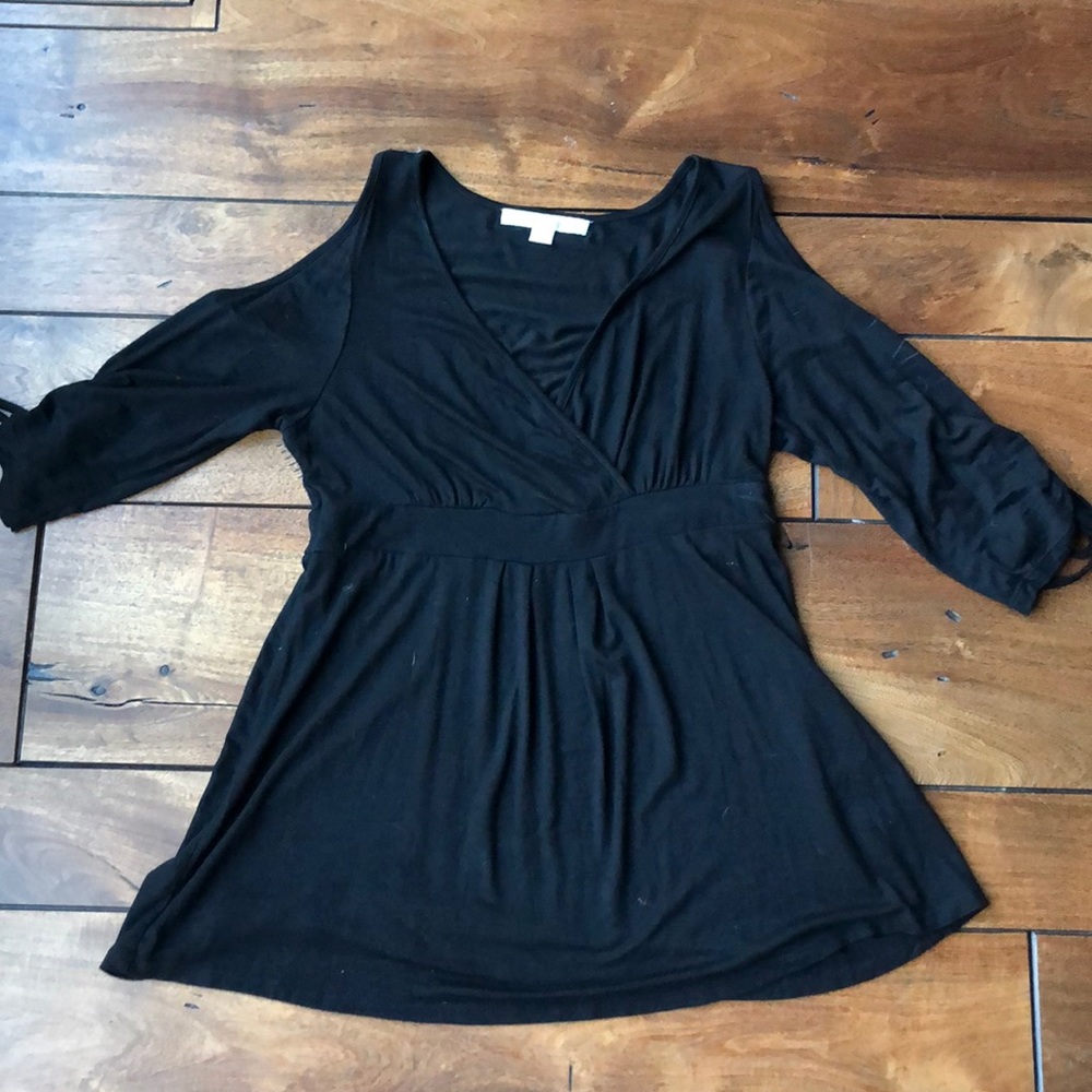 Boston Proper Cold Shoulder Top